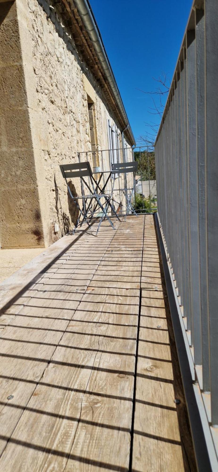 Appartement Dans Un Mas Provencal Renove Saint-Hilaire-d'Ozilhan Экстерьер фото