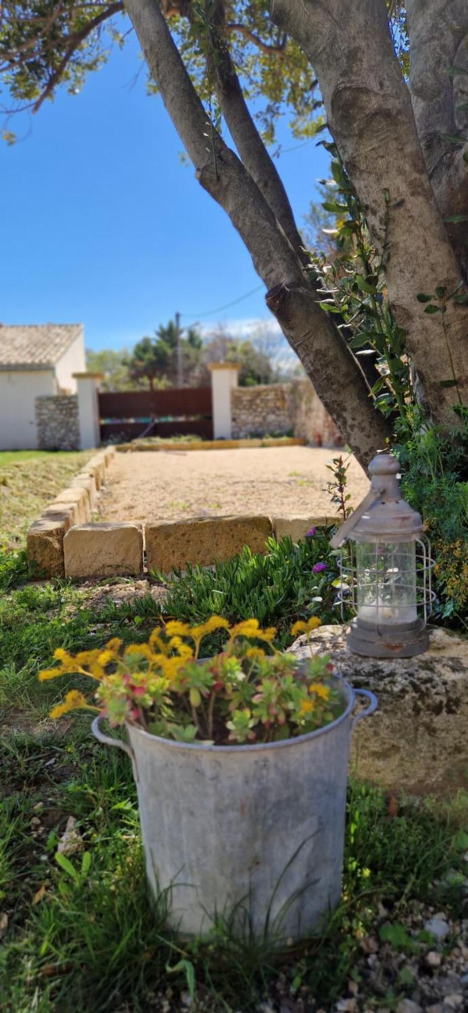 Appartement Dans Un Mas Provencal Renove Saint-Hilaire-d'Ozilhan Экстерьер фото